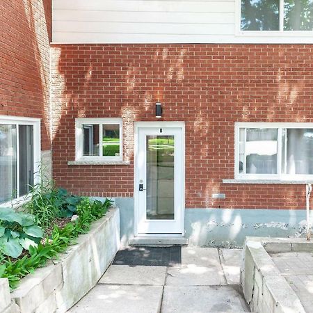 Entire 2 Bedroom Apartment Uptown Waterloo - E1 Zewnętrze zdjęcie