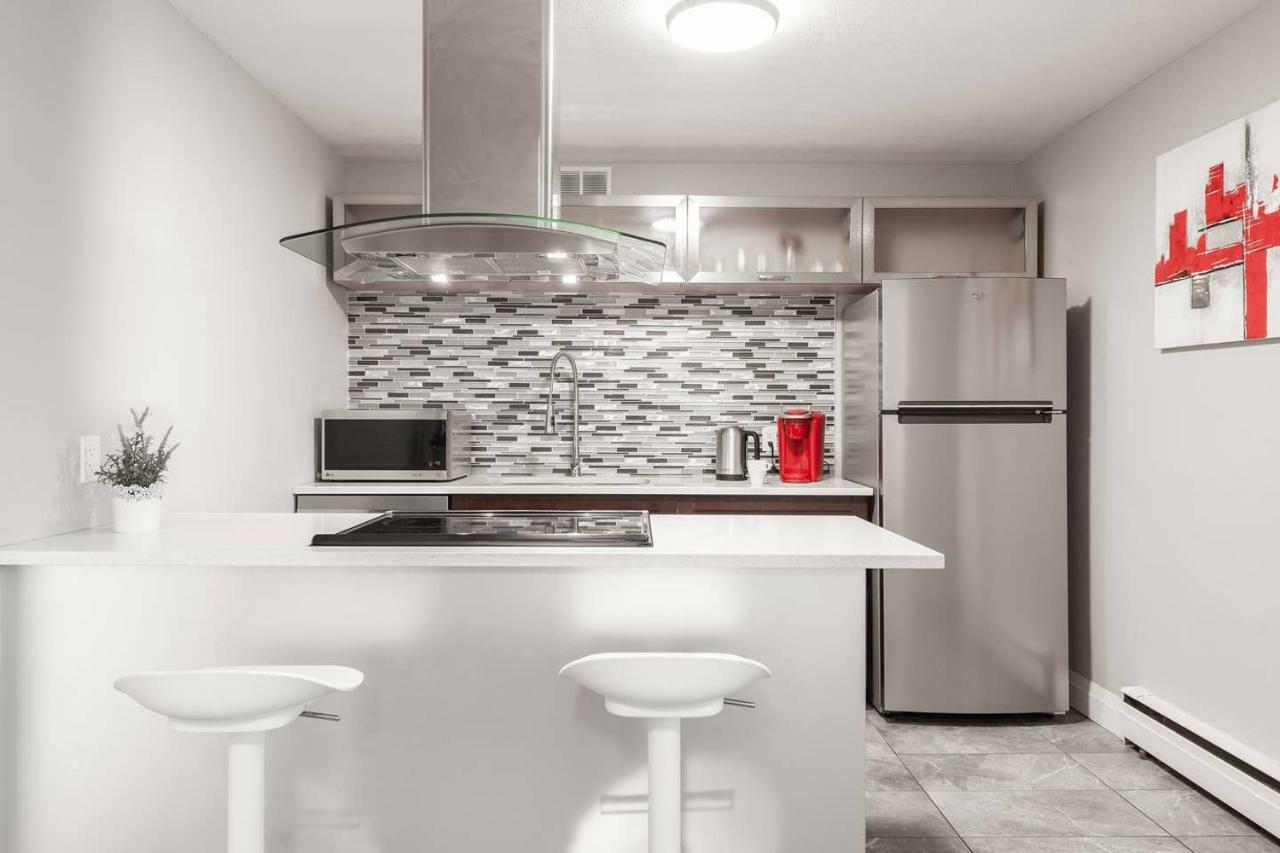 Entire 2 Bedroom Apartment Uptown Waterloo - E1 Zewnętrze zdjęcie